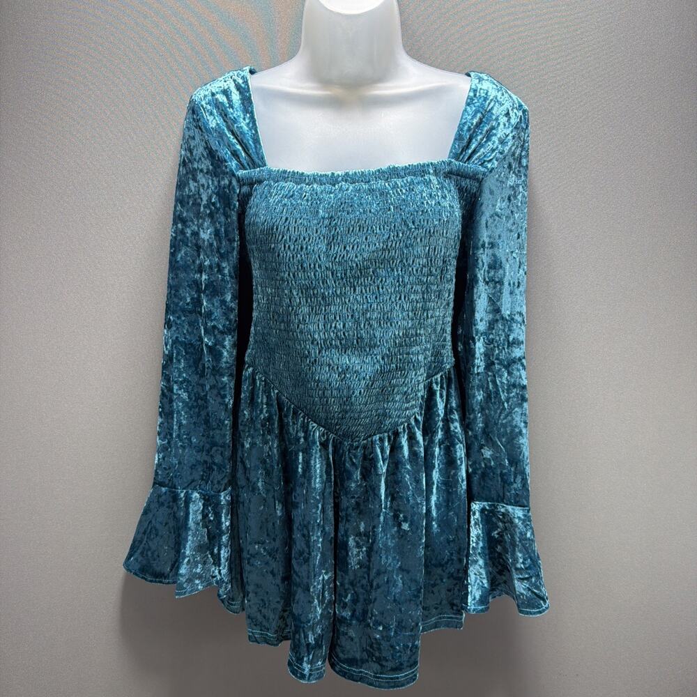 New! Kori America Romper Turquoise Velvet Bell Sleeve Mermaidcore Sz M Stretch